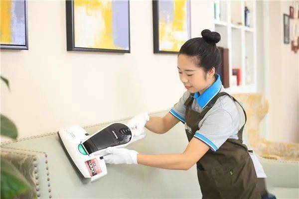 十部門聯(lián)合發(fā)力 加大財(cái)政支持健全信用體系，推動家政勞務(wù)服務(wù)高質(zhì)量發(fā)展